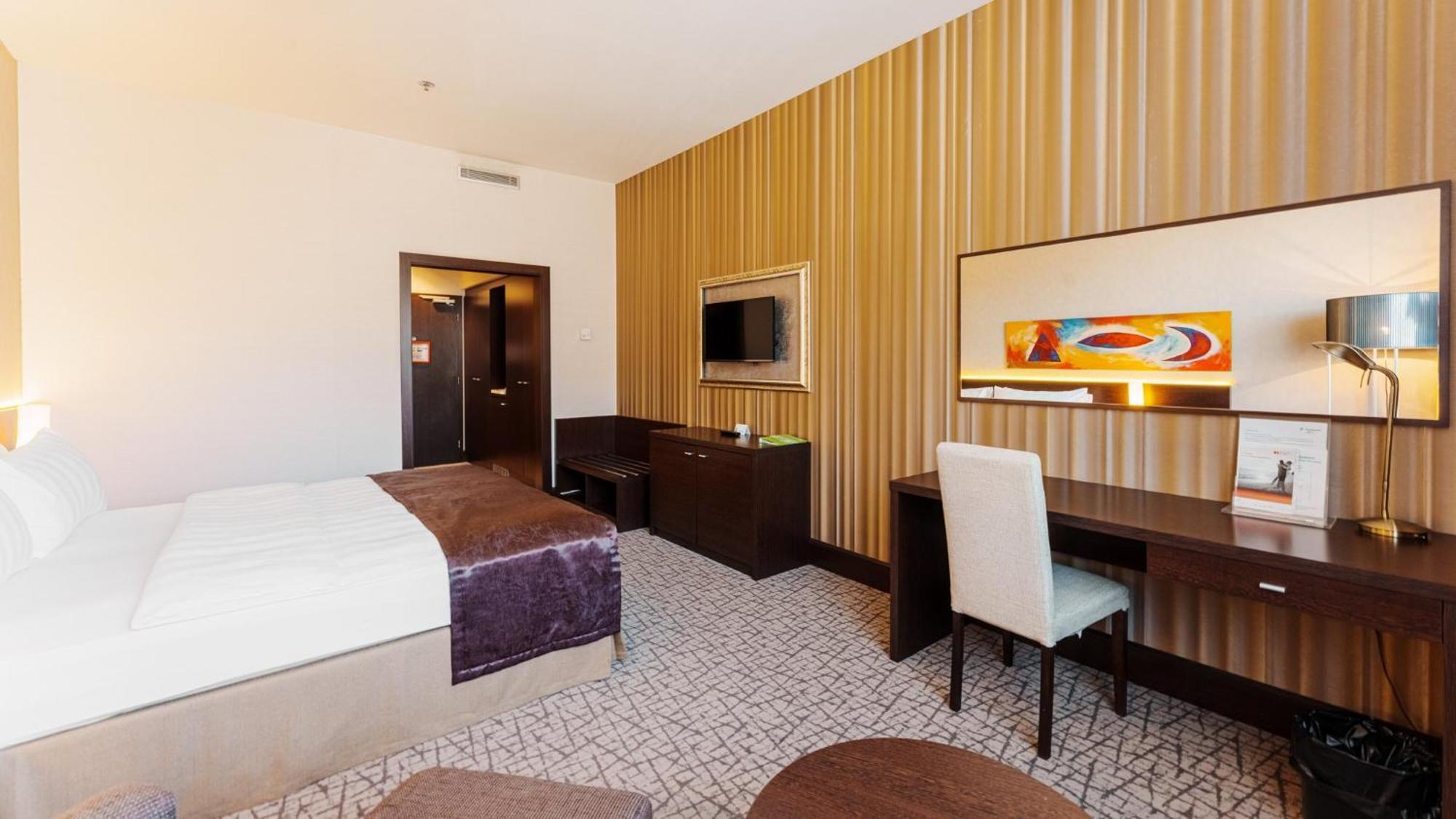 Holiday Inn Zilina By Ihg Exterior photo