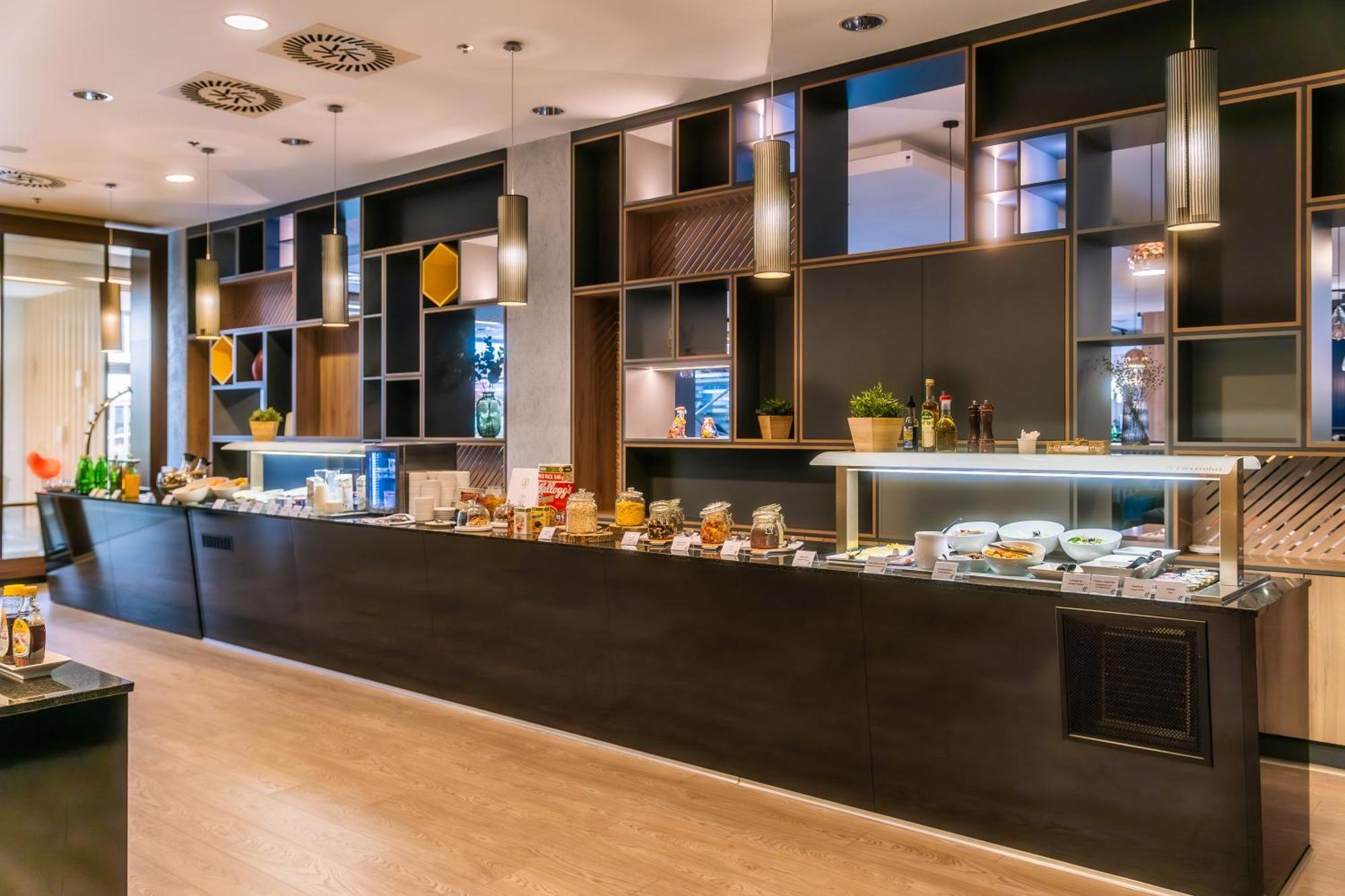 Holiday Inn Zilina By Ihg Exterior photo