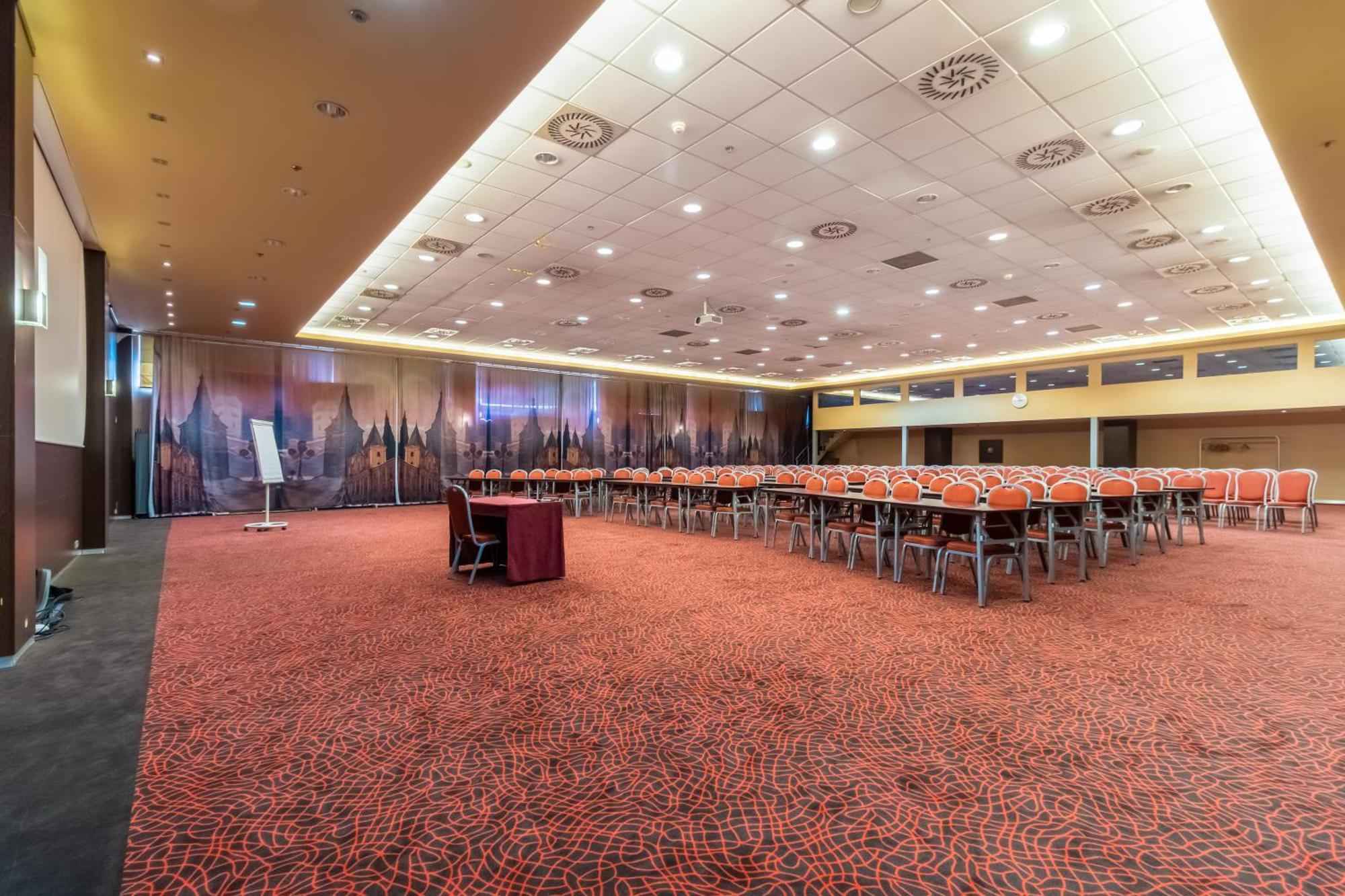 Holiday Inn Zilina By Ihg Exterior photo