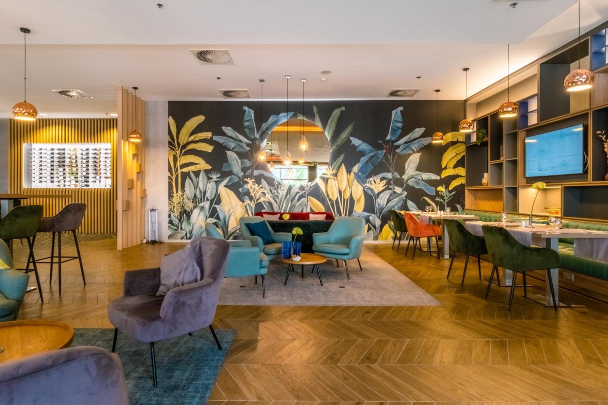 Holiday Inn Zilina By Ihg Exterior photo
